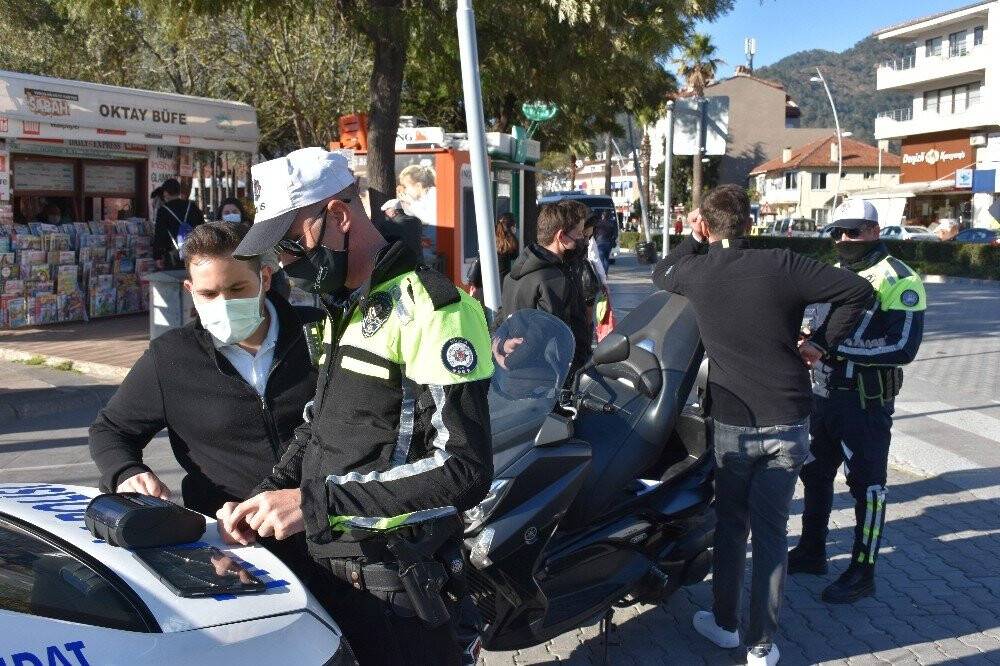 Marmaris’te kural tanımaz motosiklet sürücülerine göz açtırılmıyor
