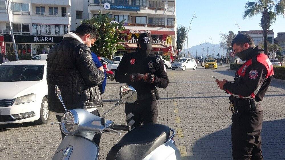Marmaris’te kural tanımaz motosiklet sürücülerine göz açtırılmıyor