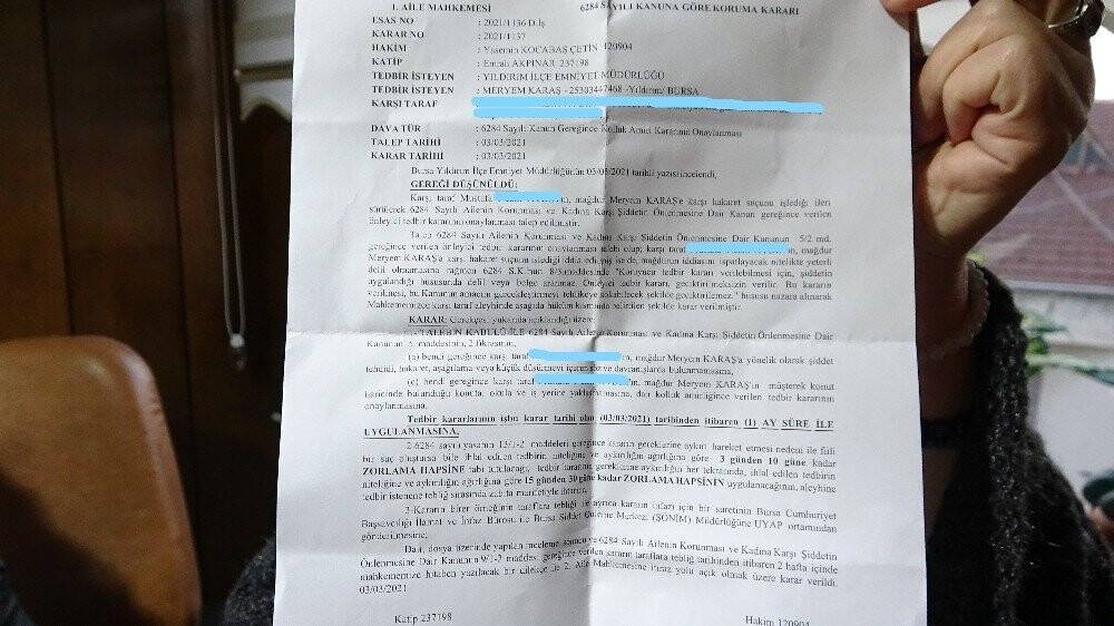 ’Boşandım’ diye davul zurna çaldırdı, şimdi de uzaklaştırma kararı aldırdı