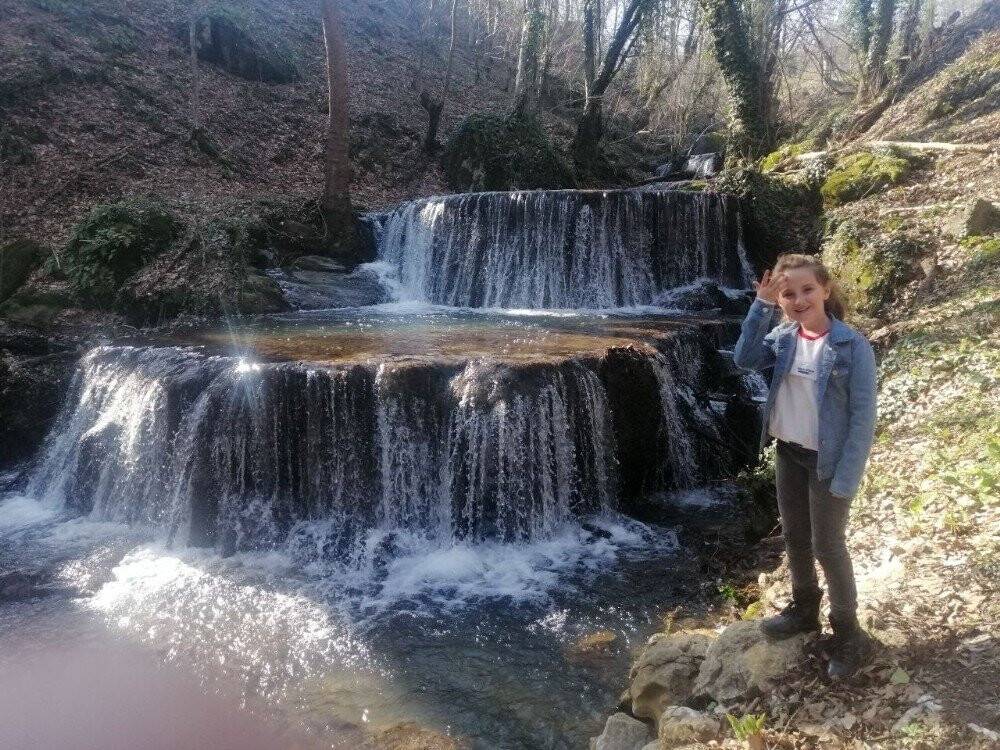 Traverten şelalesi görenleri hayran bırakıyor