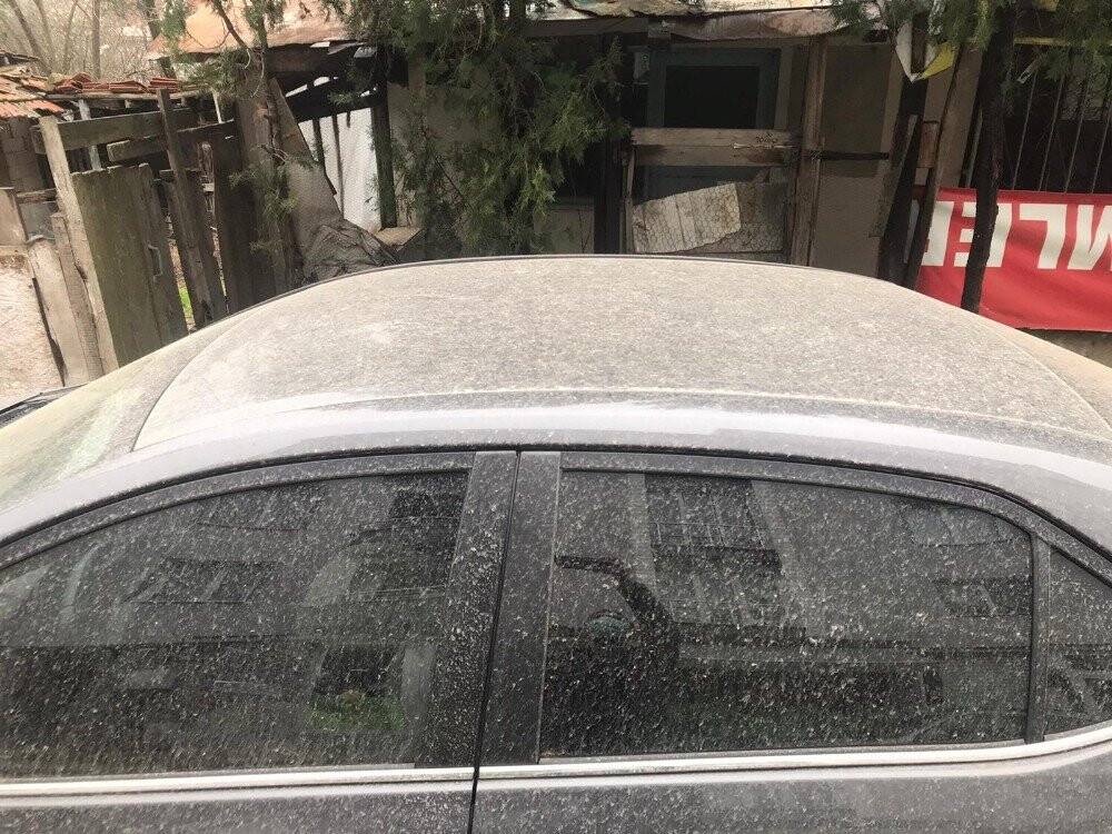 Çamur yağdı
