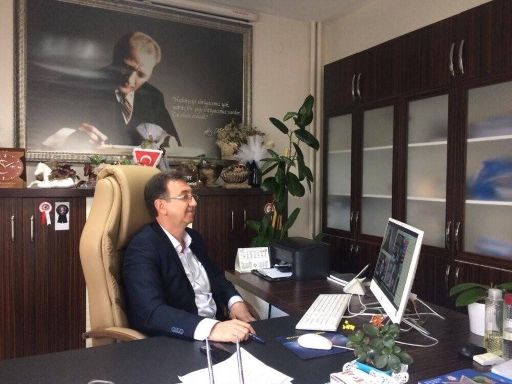 Manisalı öğretmenler mesleki becerilerini üniversite işbirliğiyle geliştirecek