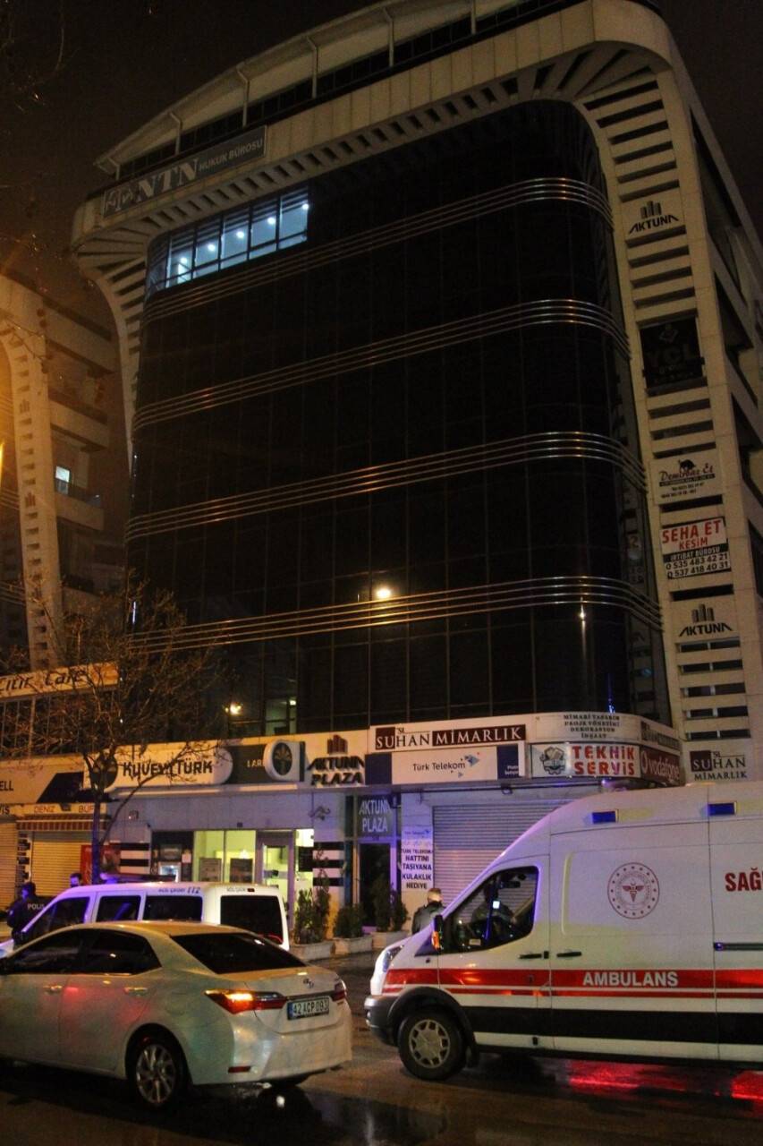 Başından vurulmuş halde ölü bulunan şahıs cinayete kurban gitmiş