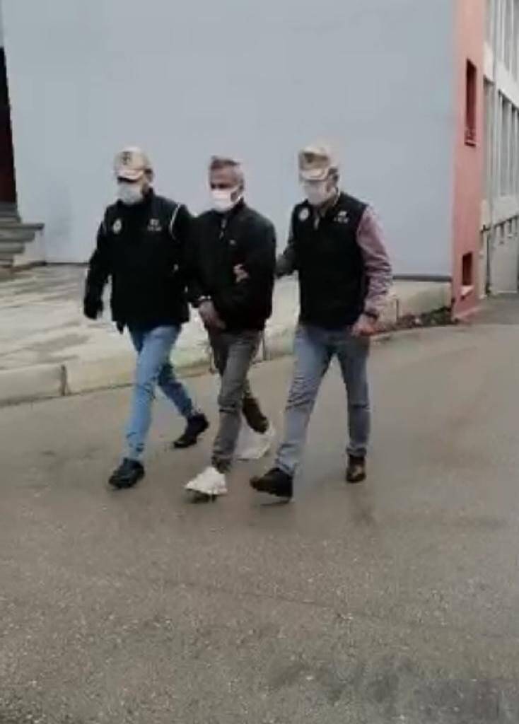 FETÖ’nün 'mahrem abisi' tutuklandı