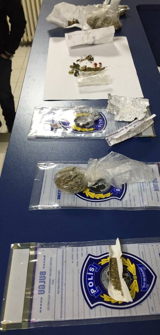 Uyuşturucu satıcıları 2 aylık takiple yakalandı