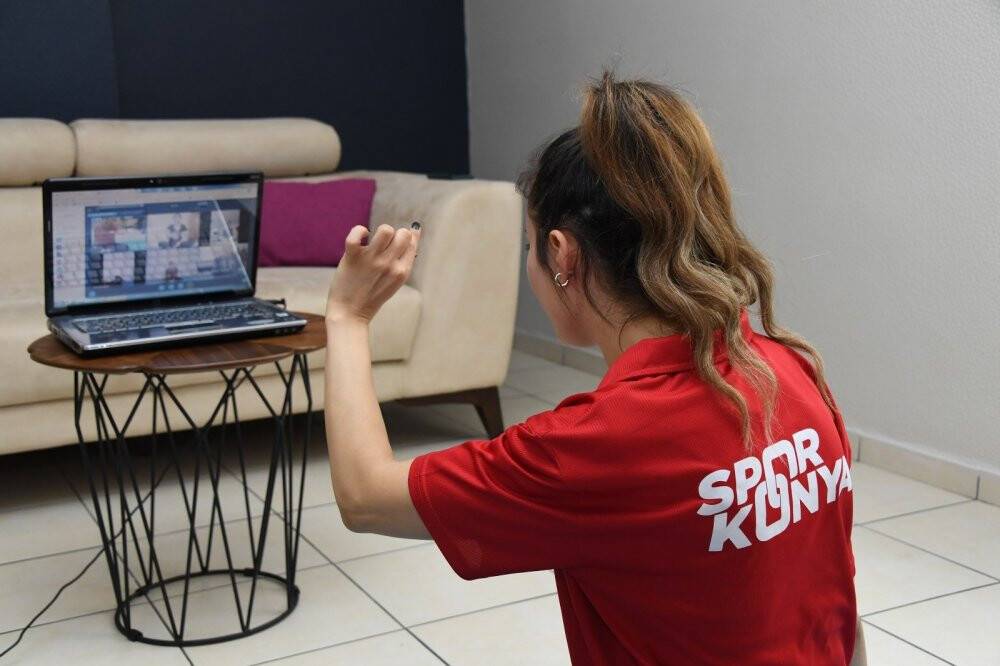 Konya’da online kişiye özel spor eğitimi