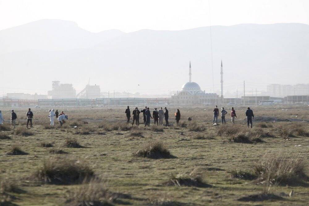 Konya’da düşen uçağın enkazında çalışmalar sürüyor