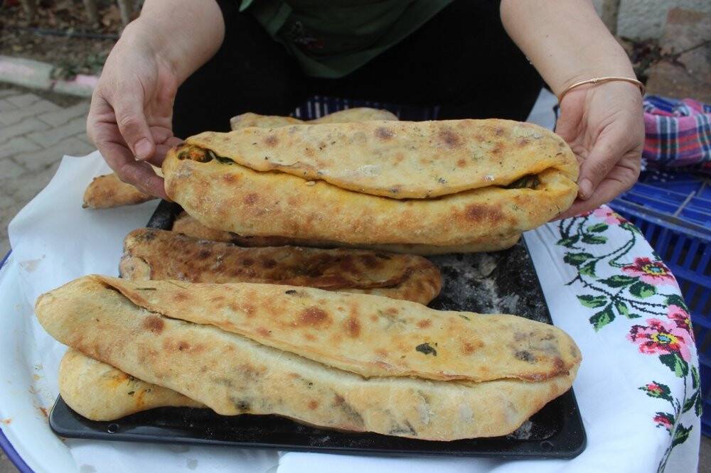 Bu pide sadece şifalı otlarla yapılıyor