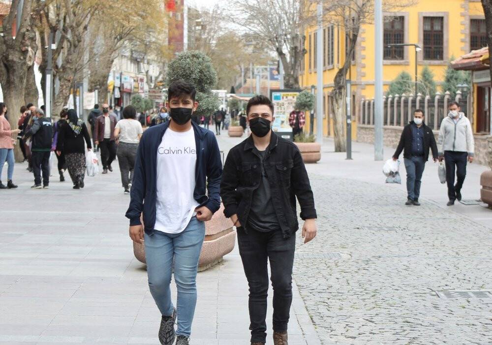Konya'da vatandaşlar kısıtlamalardan memnun