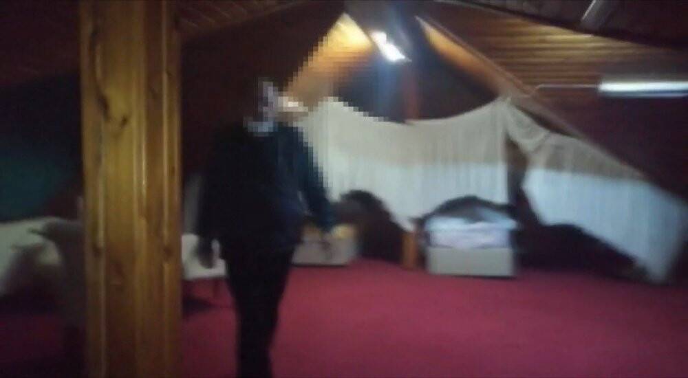 Ceza yememek için saklandığı yer polisi bile şaşırttı