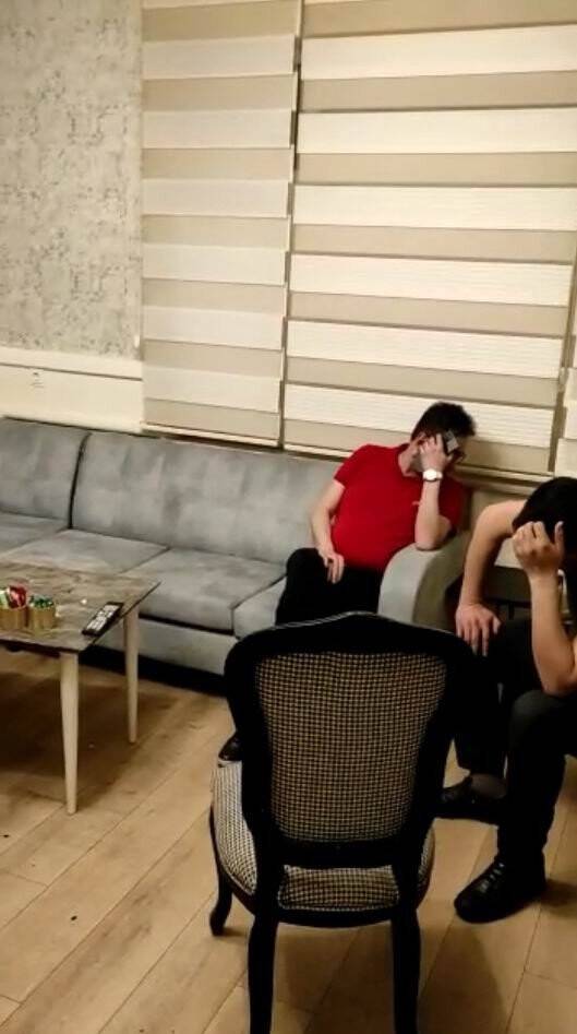 Konya'da kafeye çevrilen evde okey oynarken yakalandılar