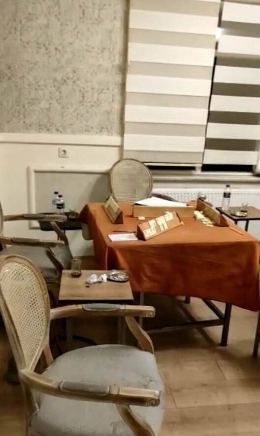 Konya'da kafeye çevrilen evde okey oynarken yakalandılar