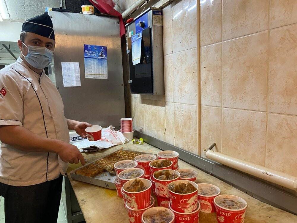 Bu lokantada 14 yıldır iftarlar ücretsiz