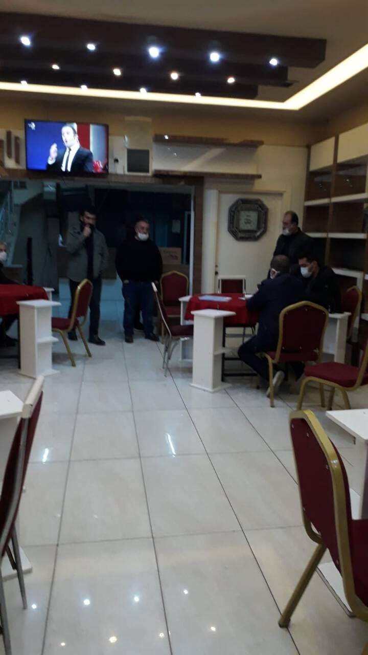 Konya'da kısıtlamada 3 eğlence mekanına polis baskını!