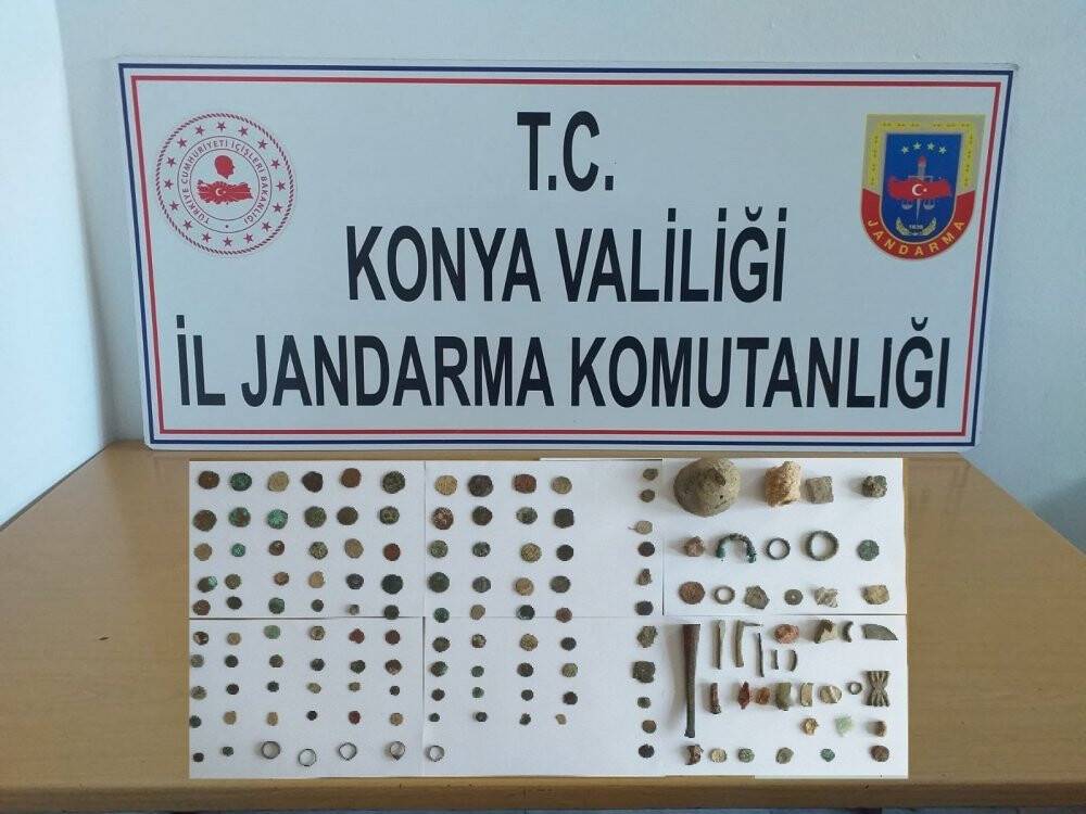 Konya'da 150 parça tarihi eser ele geçirildi