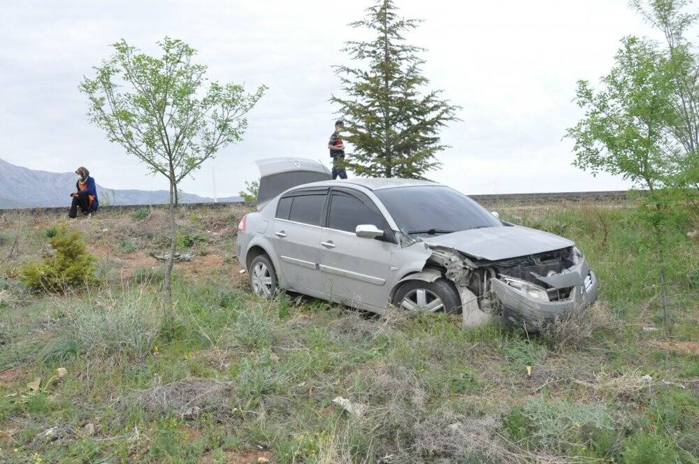 Hastaneye tedaviye giderken kaza geçirdiler