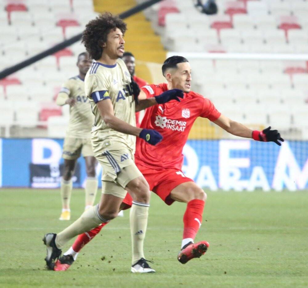 Fenerbahçe ile Sivasspor 30. randevuda