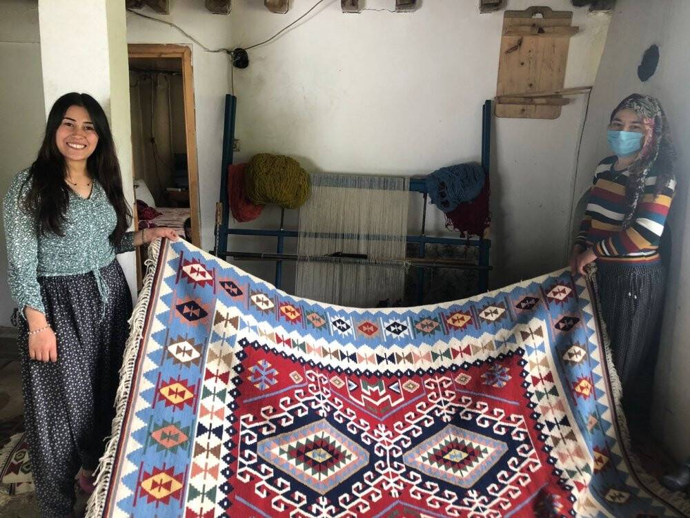 'Kilimci Kız' siparişlere yetişemiyor