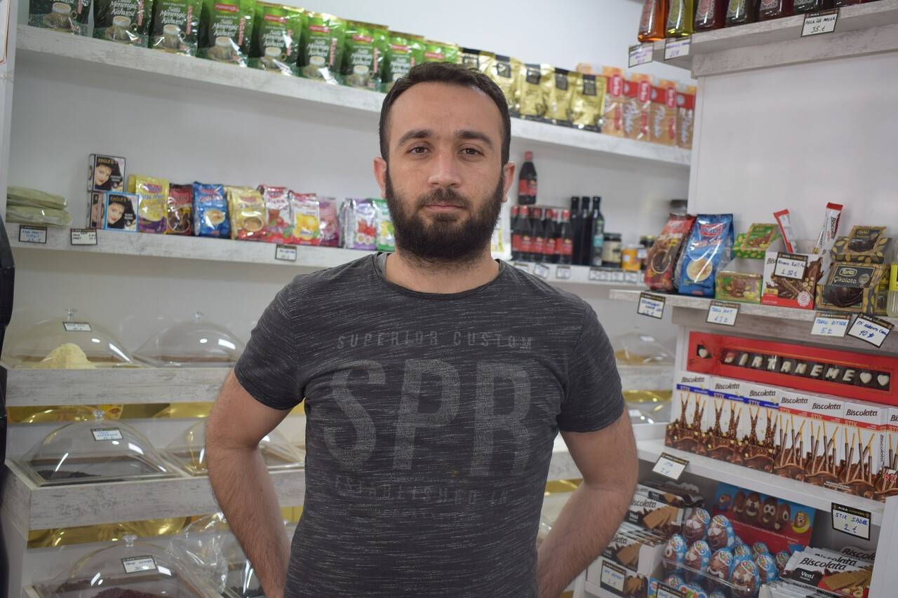 bakkal-burak-sahinkaya.jpg