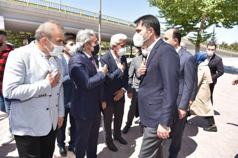 Bakan Kurum, AK Parti Konya İl Teşkilatıyla bayramlaştı
