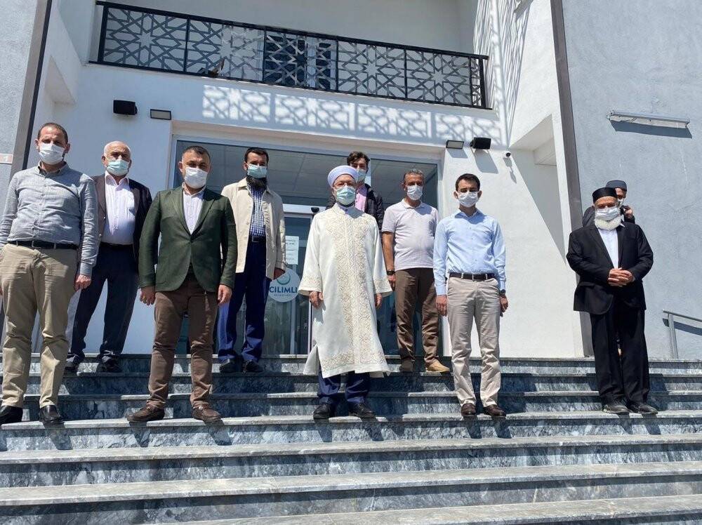Diyanet İşleri Başkanı Erbaş, Çilimli’de bayramlaştı