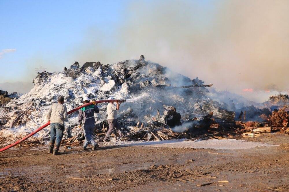 Biyokütle enerji santralinde  yangın! Konya'dan ekipler de müdahale ediyor