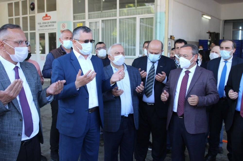 ÇAYKUR yaş çay alım kampanyasını törenle başlattı