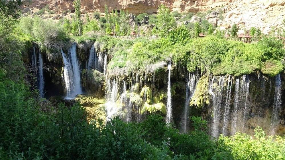 Hadim Yerköprü Şelalesi tam kısıtlama sonrası ziyaretçileri bekliyor