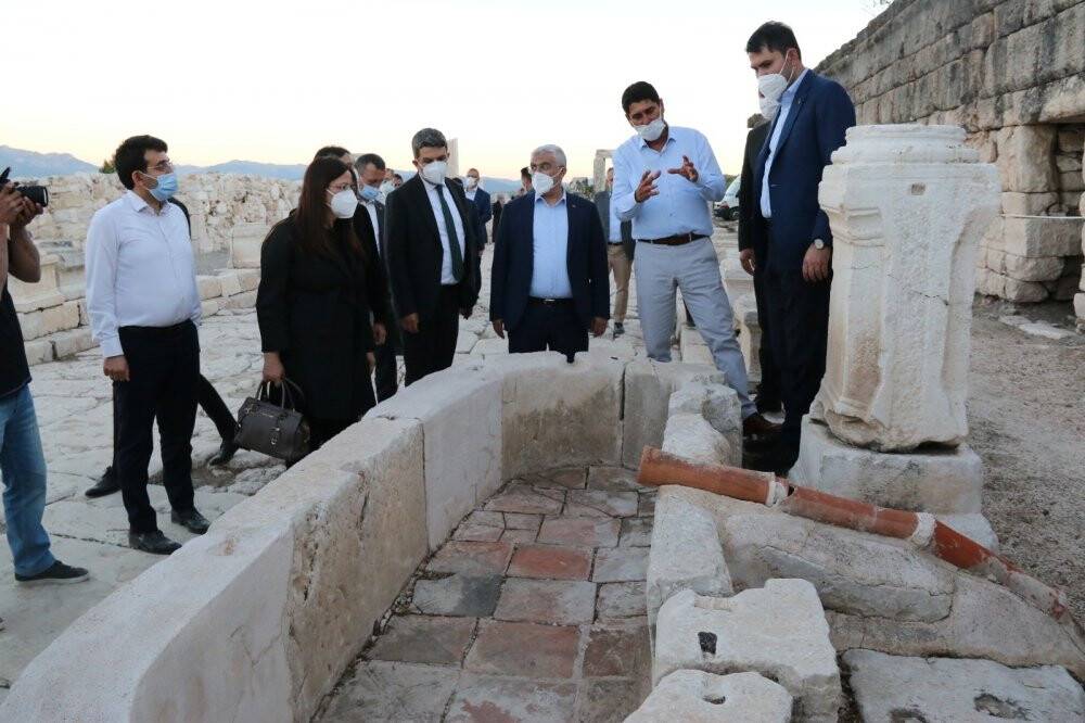 Bakan Kurum, Kibyra Antik Kenti’nde incelemelerde bulundu