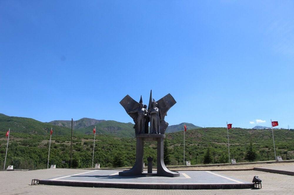Bingöl’deki acı olayın üzerinden tam 28 yıl geçti