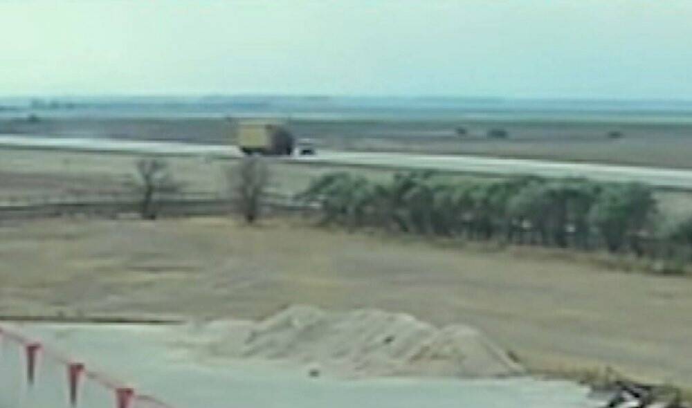 Cipin çarptığı tırın devrilme anı kamerada