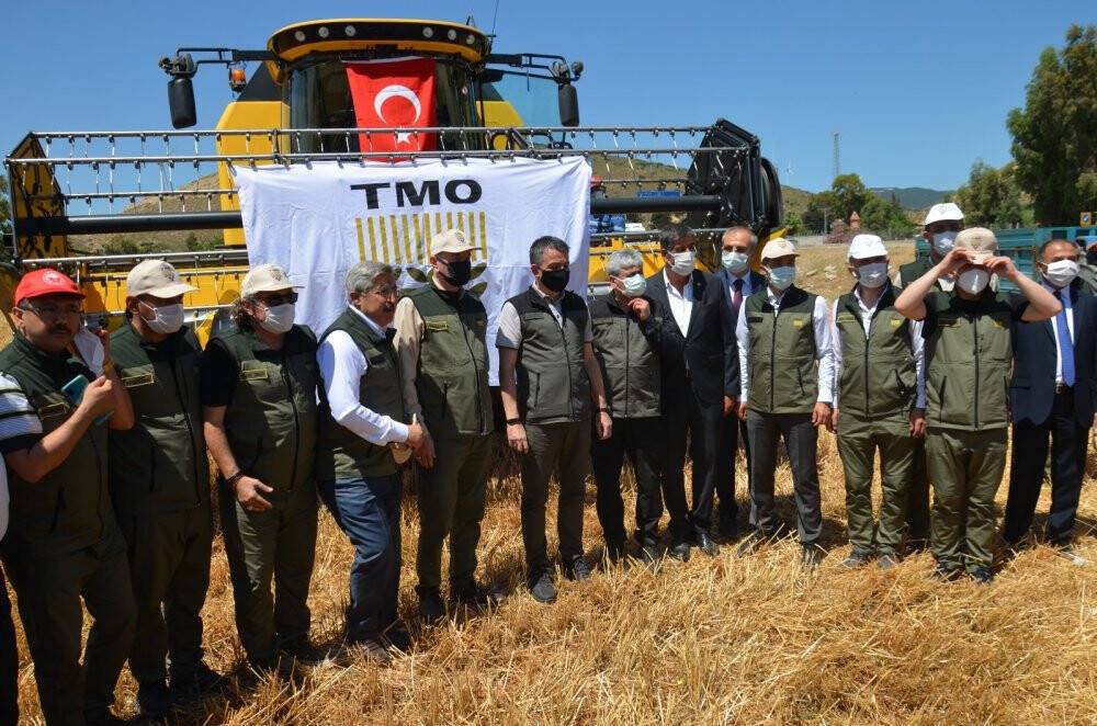 Bakan Pakdemirli: Tarım işçilerimiz kademeli olarak aşılanacak