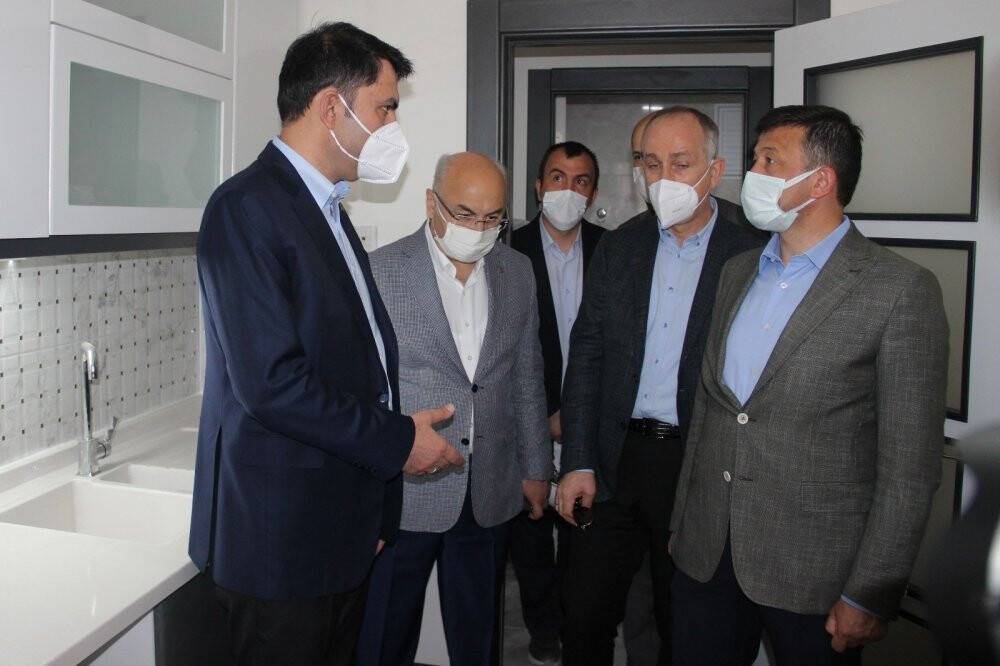 CHP’li vatandaştan Bakan Kurum’a takdir