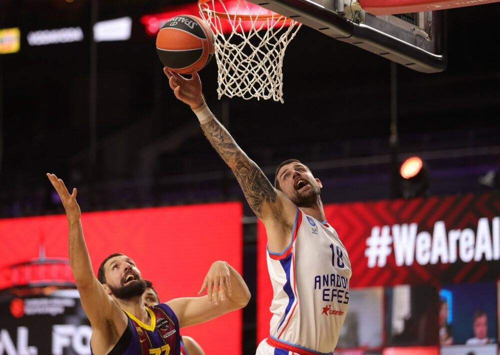 Basketbolda Avrupa’nın en büyüğü Anadolu Efes