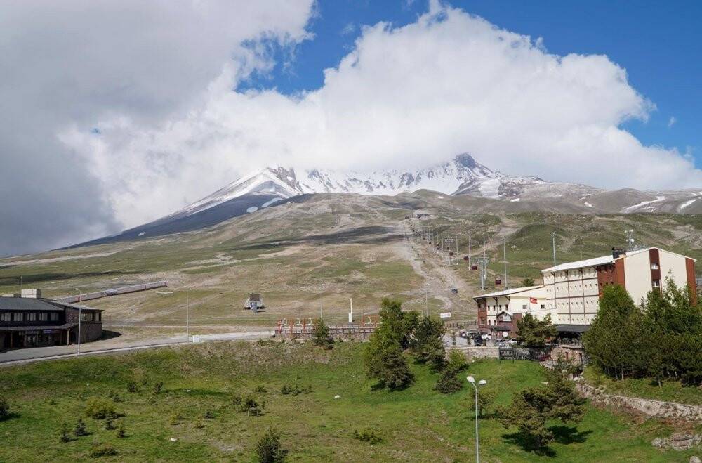 Haziran ayında kar süprizi