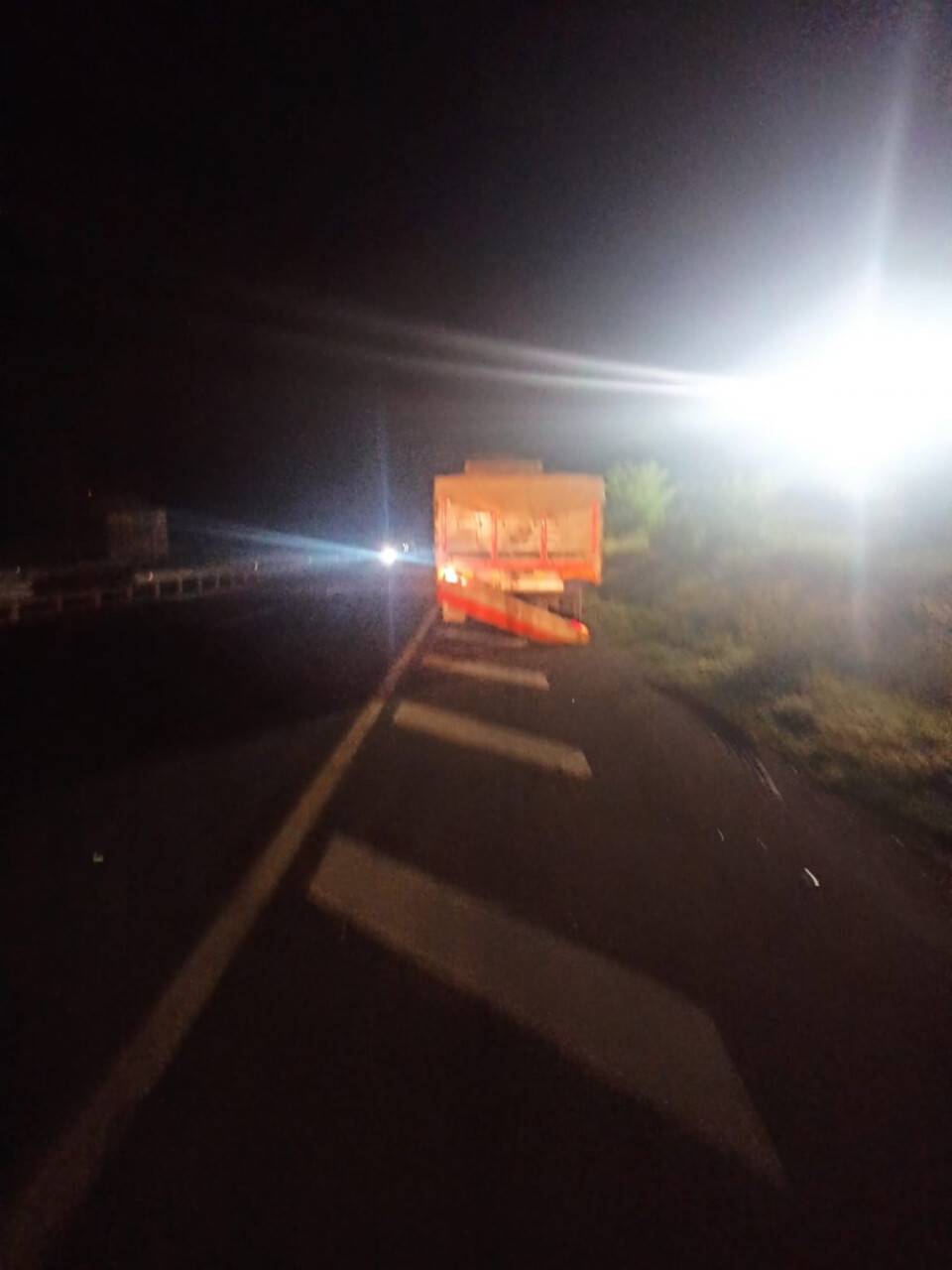 Konya yolunda kaza! Karpuz taşıyan tıra çarpan otomobilin sürücüsü hayatını kaybetti