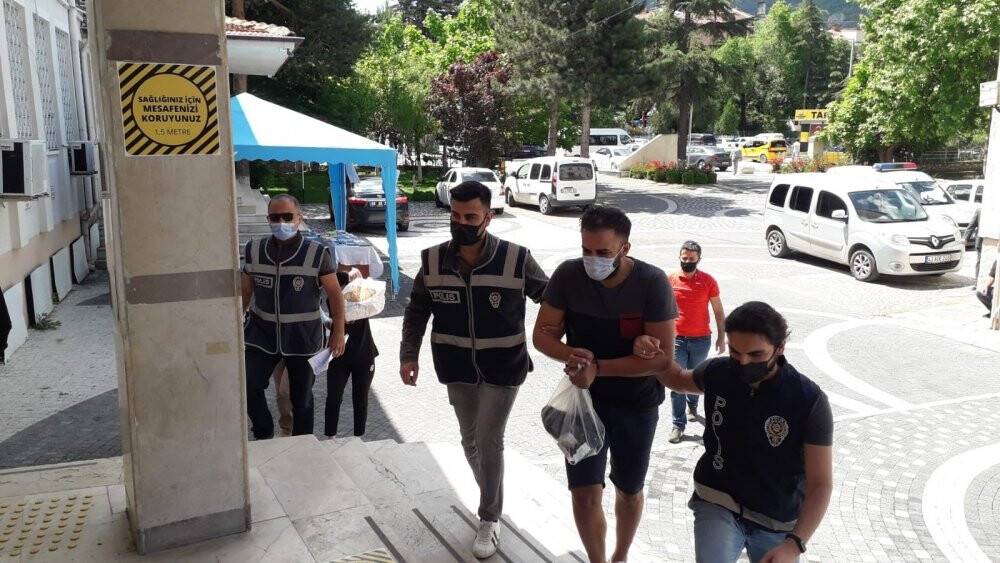 Konya'da uyuşturucu operasyonu: 2 gözaltı