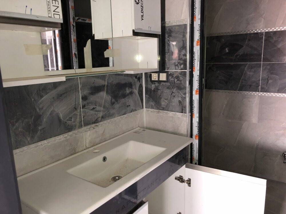 Konya'da oturuma hazır binadan 12 su sayacı ve 21 çeşme bataryası çalındı