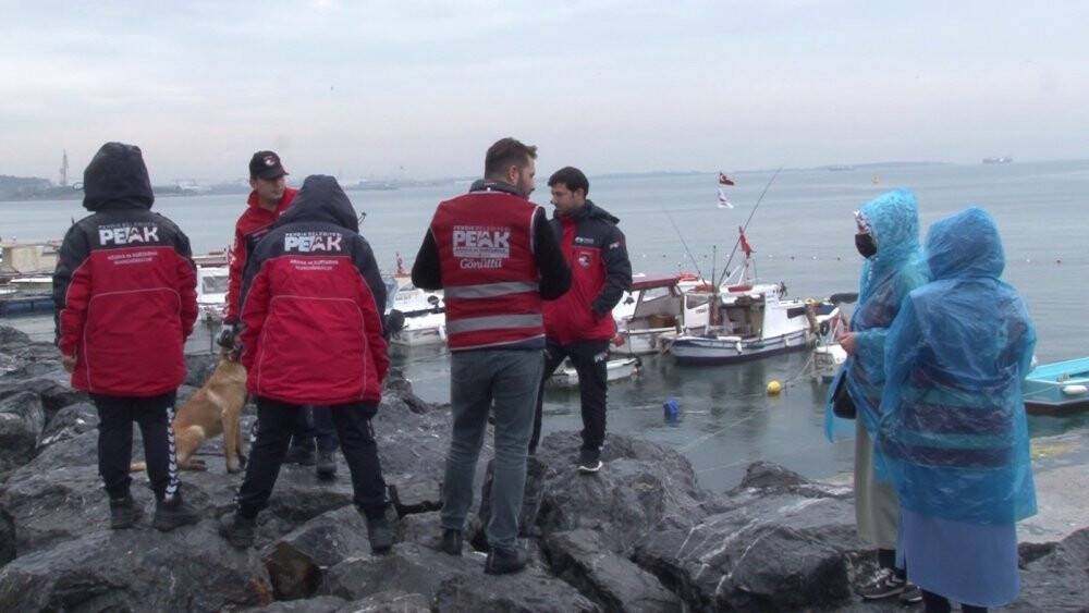 Pendik’te balık adamlardan müsilaj temizliği