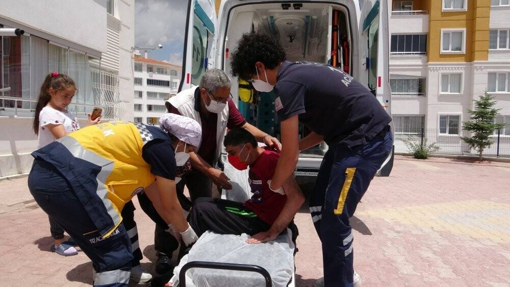 Konya'da aşı çalışmalarında evden hastaneye aşı hizmeti