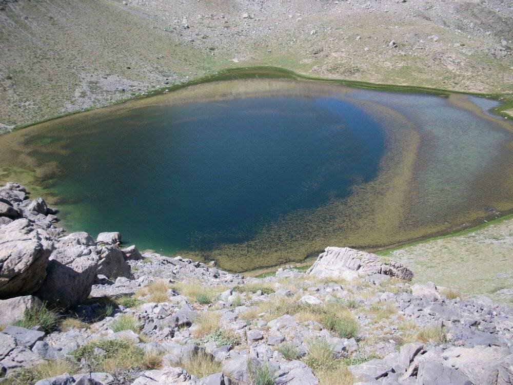 Doğa tutkunlarının gözdesi: Karagöl
