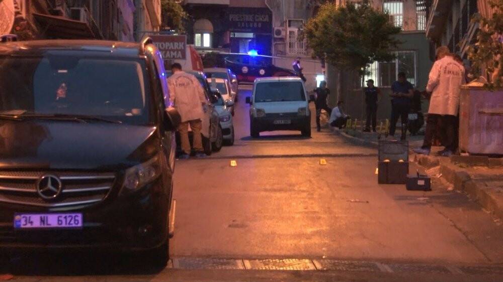 Çocuğunu parka götürmek için sokağa çıkan baba silahlı saldırıda öldü