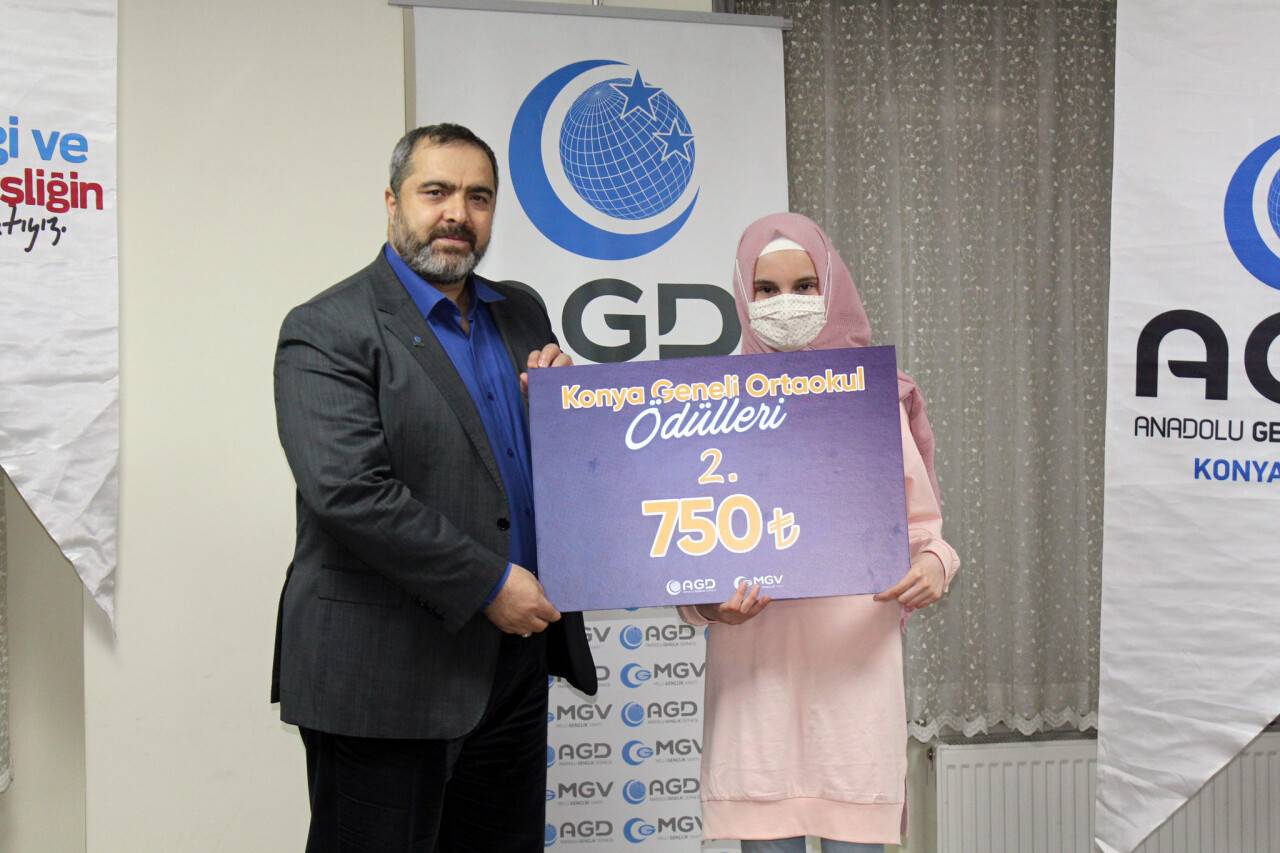 siyer-i-nebi-bilgi-yarismasinin-odul-toreni-gerceklesti-4.jpg