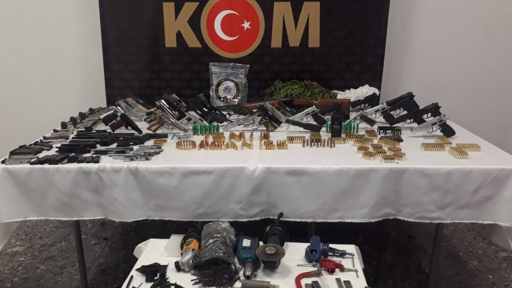 Yasa dışı silah ticareti operasyonu: 29 gözaltı kararı