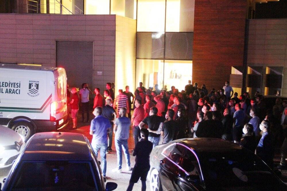 Bodrum’da şehit düşen polis memuru gözyaşları içerisinde uğurlandı