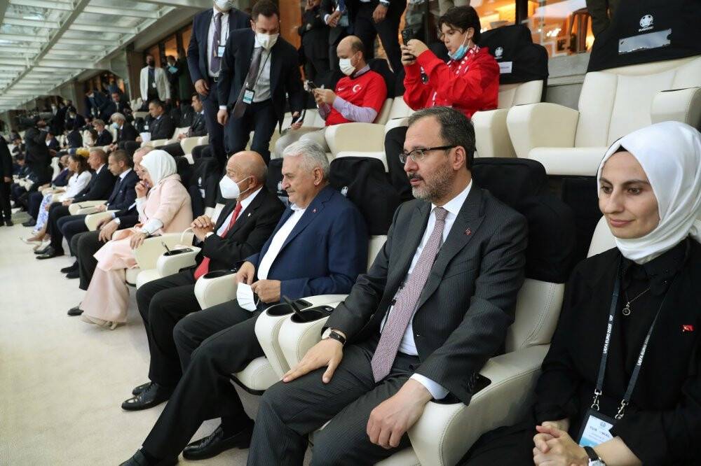 Cumhurbaşkanı Erdoğan, Türkiye - Galler maçını takip etti