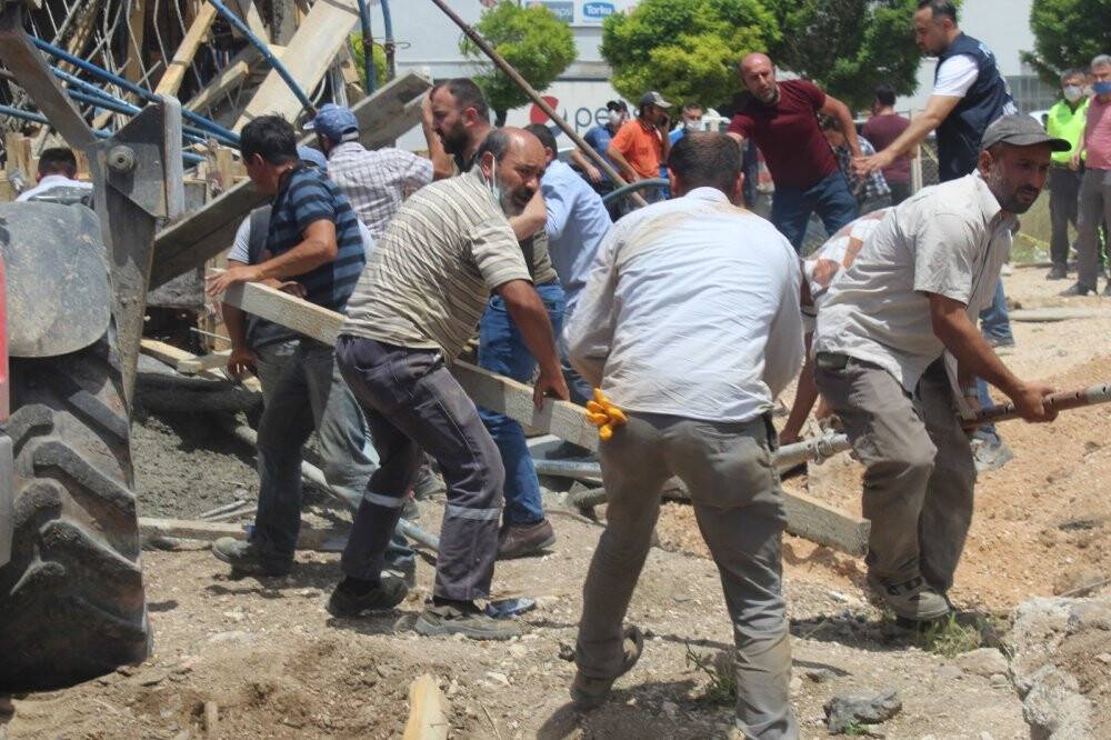 Başkent’te inşaattaki göçükte oğlu öldü, baba yaralandı
