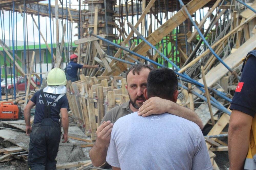 Başkent’te inşaattaki göçükte oğlu öldü, baba yaralandı