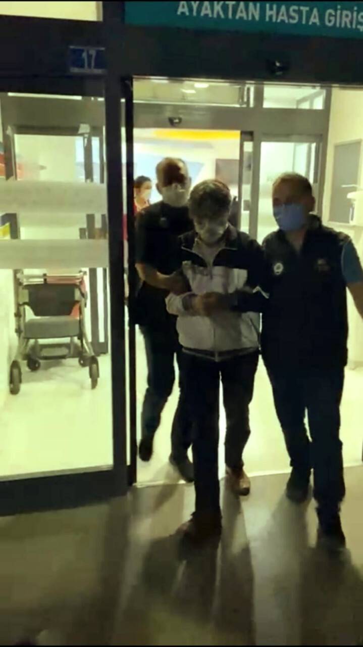 FETÖ’den aranan eski emniyet müdürü ve komiser eşi yakalandı