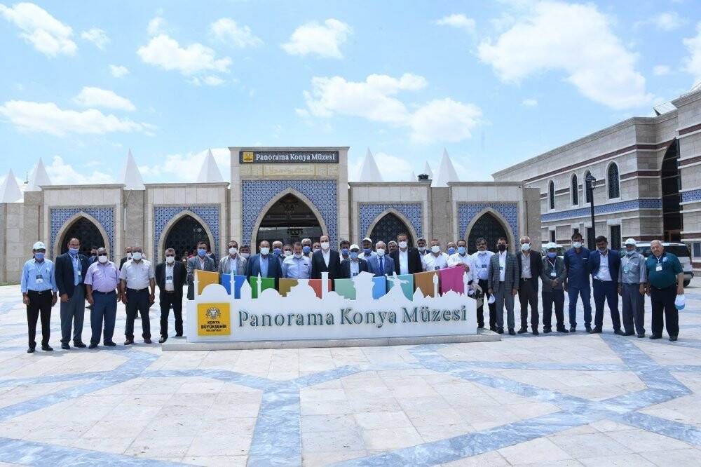 Başkan Altay: Birlik beraberlik içinde şehrimizi huzurla yönetiyoruz